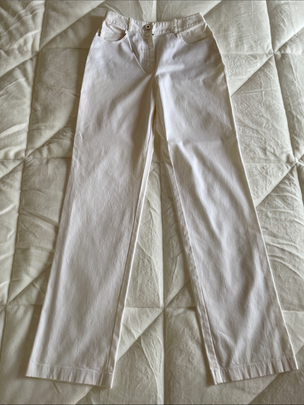 St. John Sport White Straight-Leg Jeans